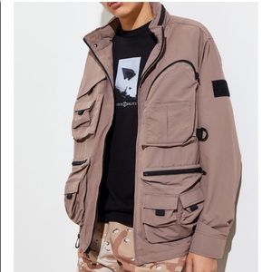 NWT Urban Outfitters men’s brown nylon utility pocket jacket